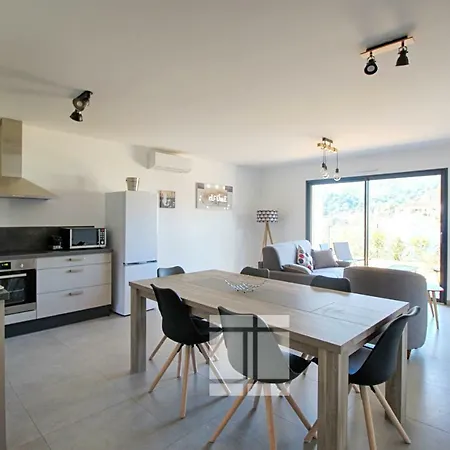 Apartment A Nepita Rez De Jardin