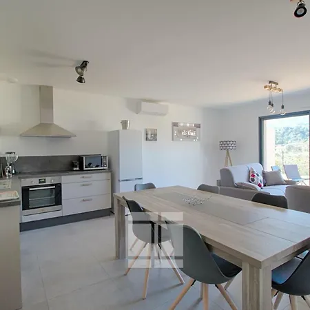 Apartment A Nepita Rez De Jardin *